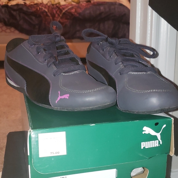 Puma Sneakers - Picture 1 of 2